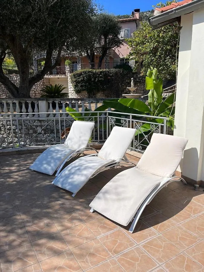 Eden Cap : A Delightful Villa Lodges 11 Adults Just One Km Away From Monte Carlo Station Beausoleil 0*,  France